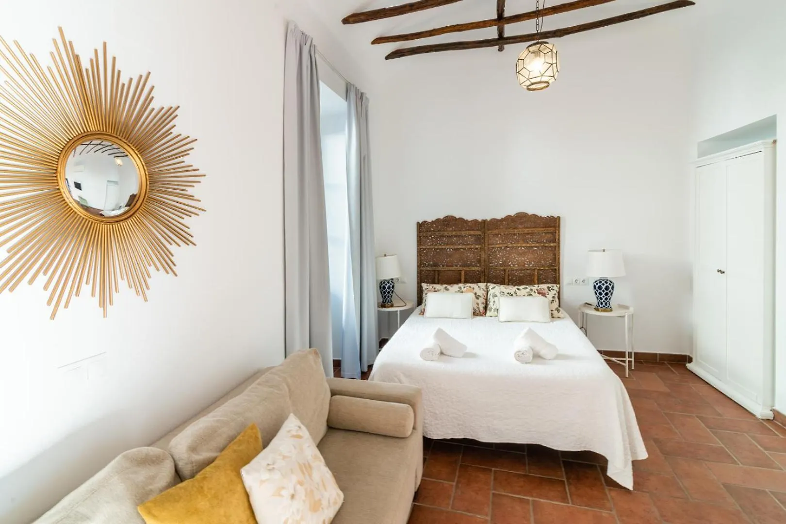 Apartment La Jⲟya De Los Patios - Apartamentos Turisticos Córdoba Spanien