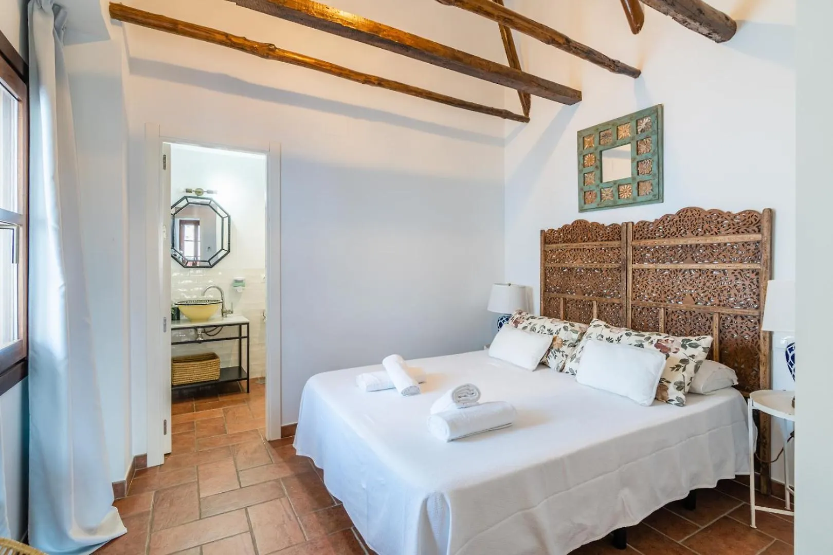 Apartment La Jⲟya De Los Patios - Apartamentos Turisticos Córdoba Spanien